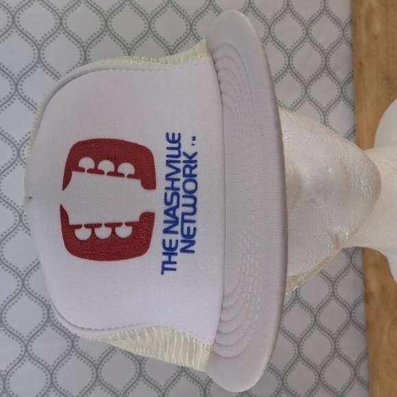 Vintage 80s Nashville Network mesh trucker snapback white & red spellout hat - Picture 1 of 7